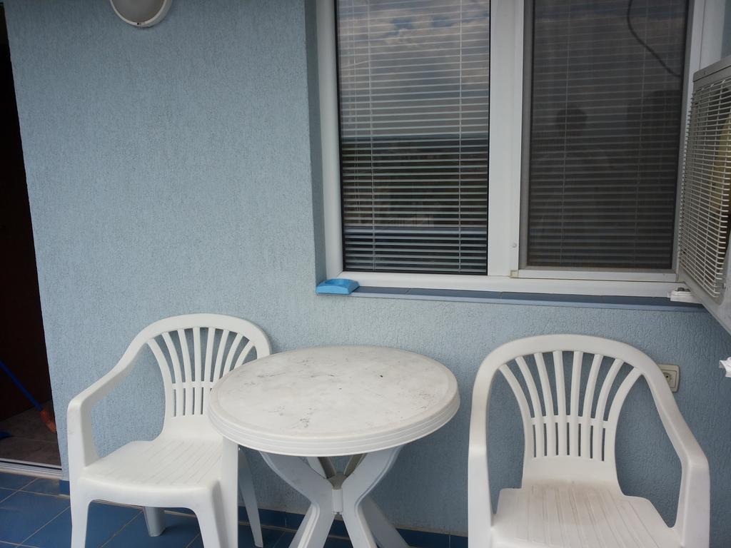 Ivanovi Guest House Primorsko Kamer foto